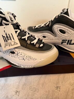 Fila Grant Hill White & Black Speckle High-Top Basketball Sneakers
